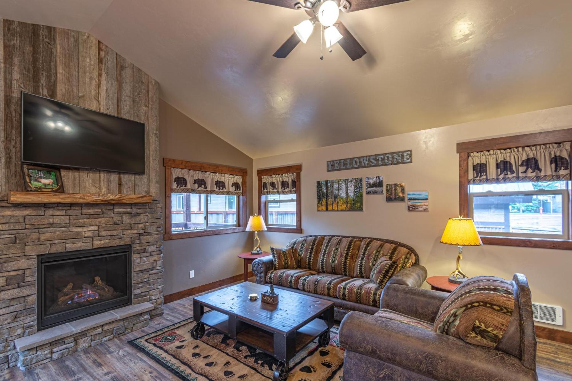 Whiskey Springs Cabin غرب يلوستون المظهر الخارجي الصورة
