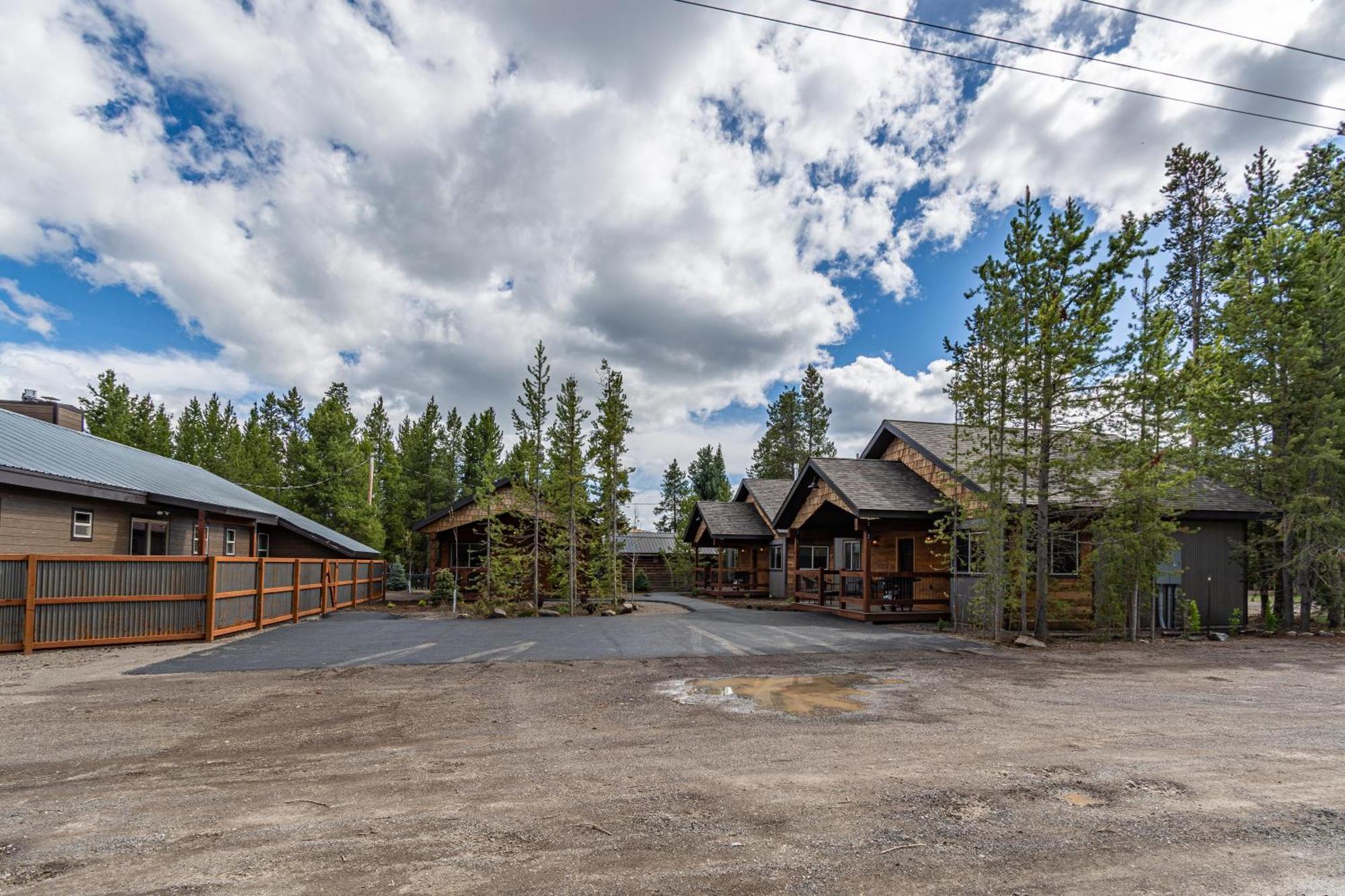 Whiskey Springs Cabin غرب يلوستون المظهر الخارجي الصورة